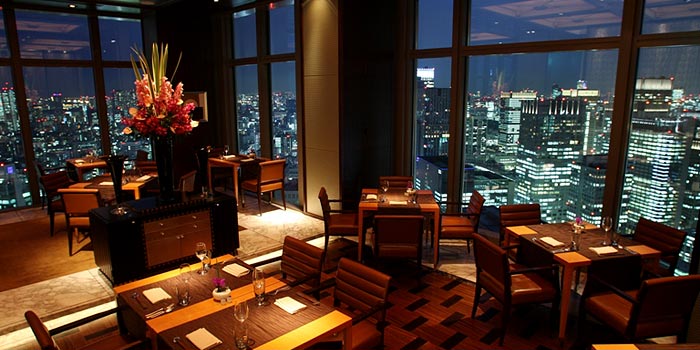 東京 極上の夜景とディナーが楽しめるレストラン選 Billion Log
