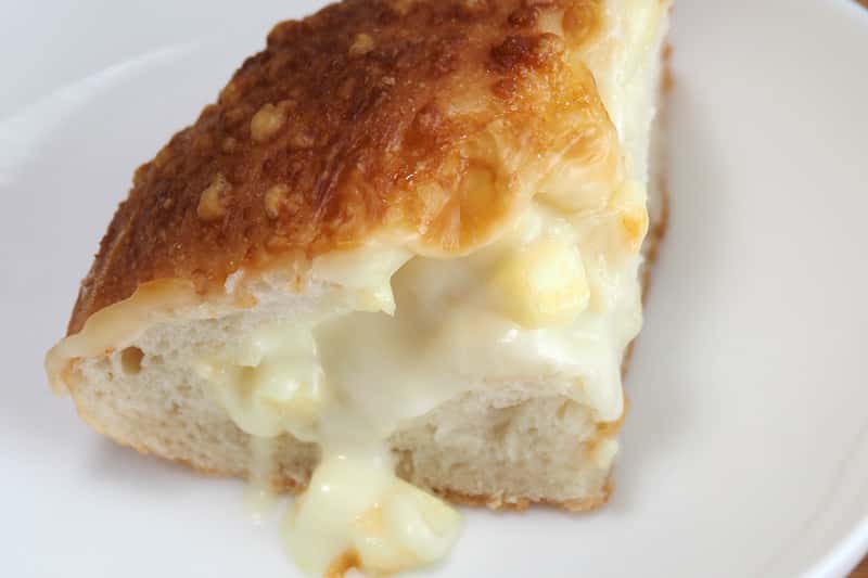 のび～るとろりんチーズフランス