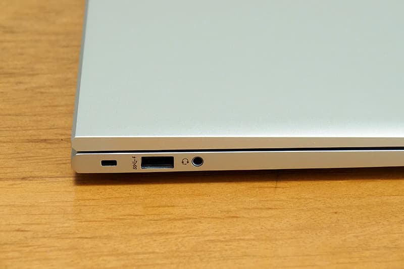 HP EliteBook 850 G8の外部端子