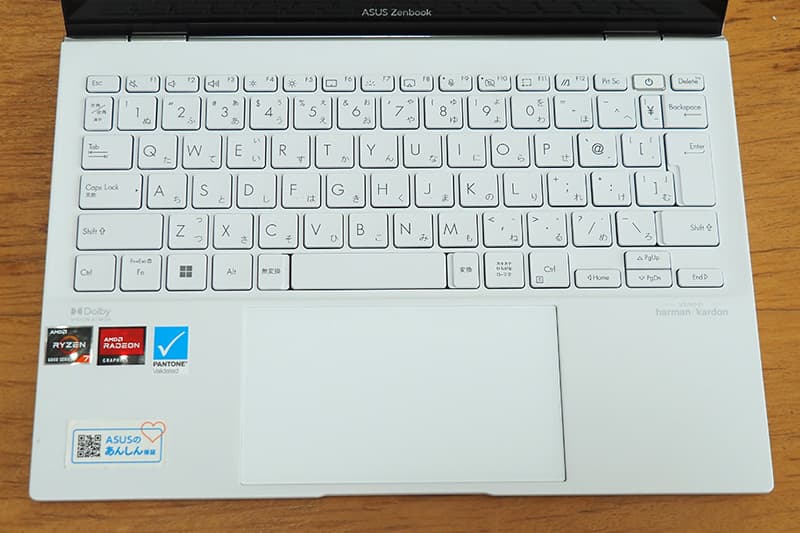 ASUS Zenbook S 13 OLEDのキーボード