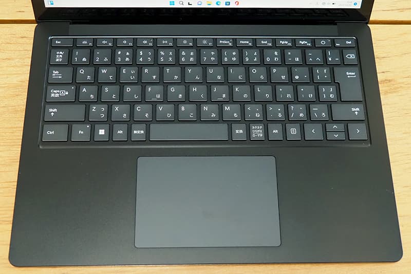 Surface Laptop 5 13.5インチのキーボード