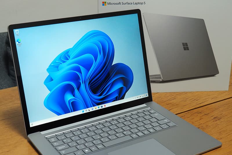Surface Laptop 5 15インチ