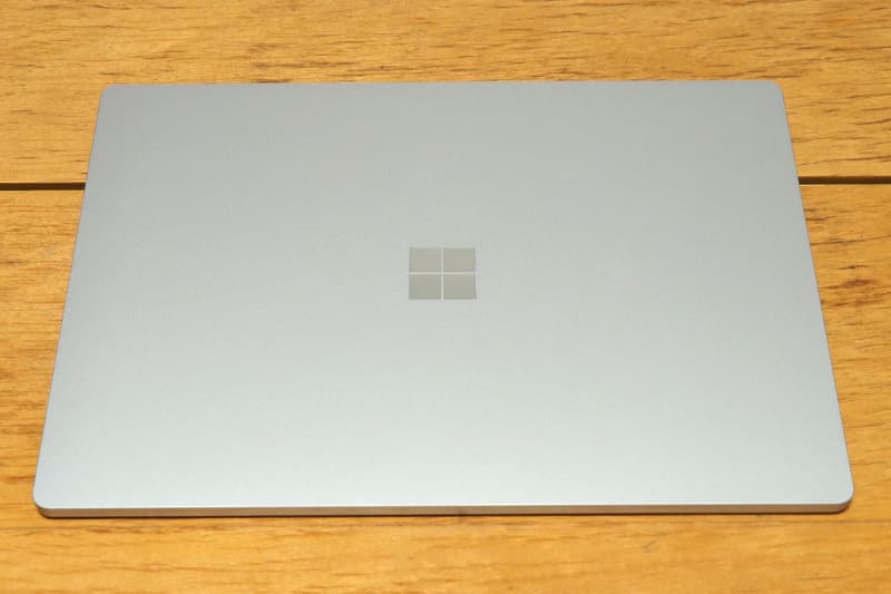 Surface Laptop 5 15インチ プラチナ
