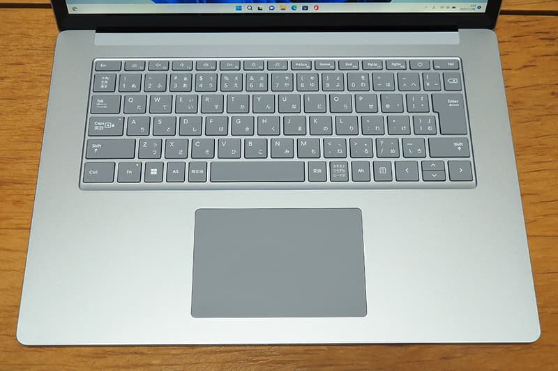 Surface Laptop 5 15インチのキーボード
