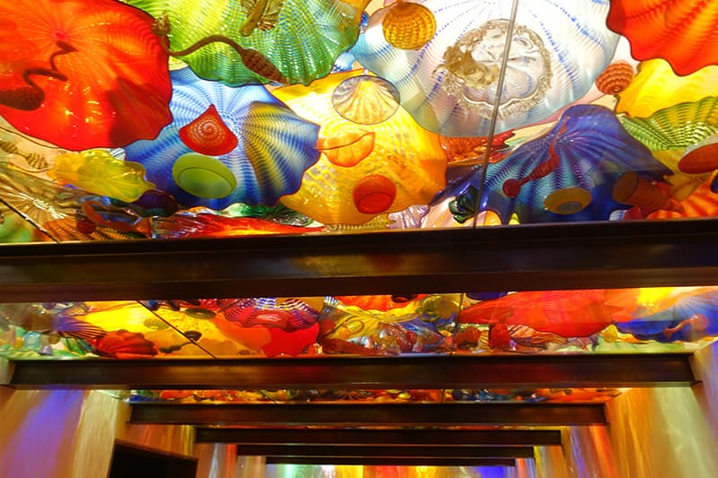 チフーリガーデンアンドガラスの天井の作品
