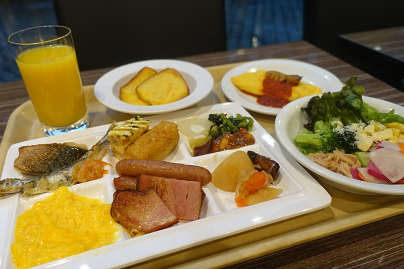アパホテル リゾート東京ベイ幕張の朝食バイキング