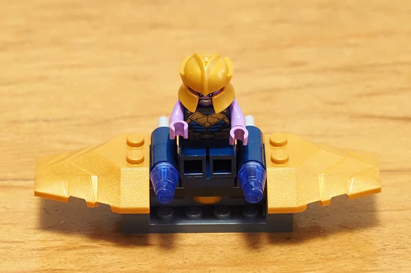 サノスの小型飛行機のレゴ