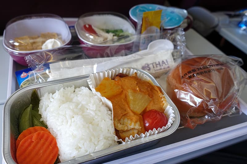 タイ国際航空のエコノミークラス機内食