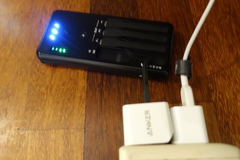 WiFiBOXの充電