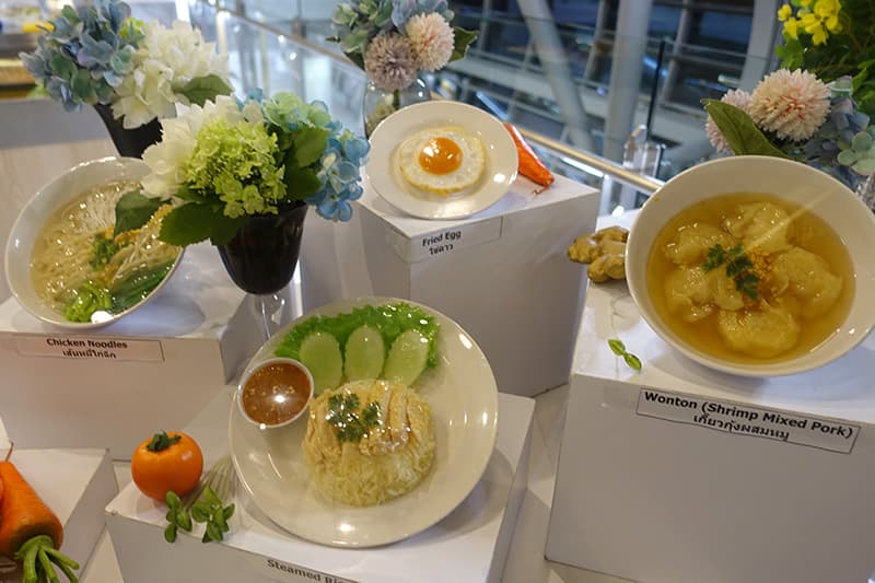スワンナプーム国際空港 ミラクルビジネスクラスラウンジ サテライト1のタイ料理