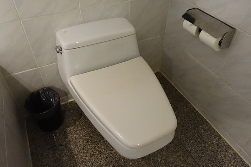 プルマン バンコク ホテル Gのトイレ