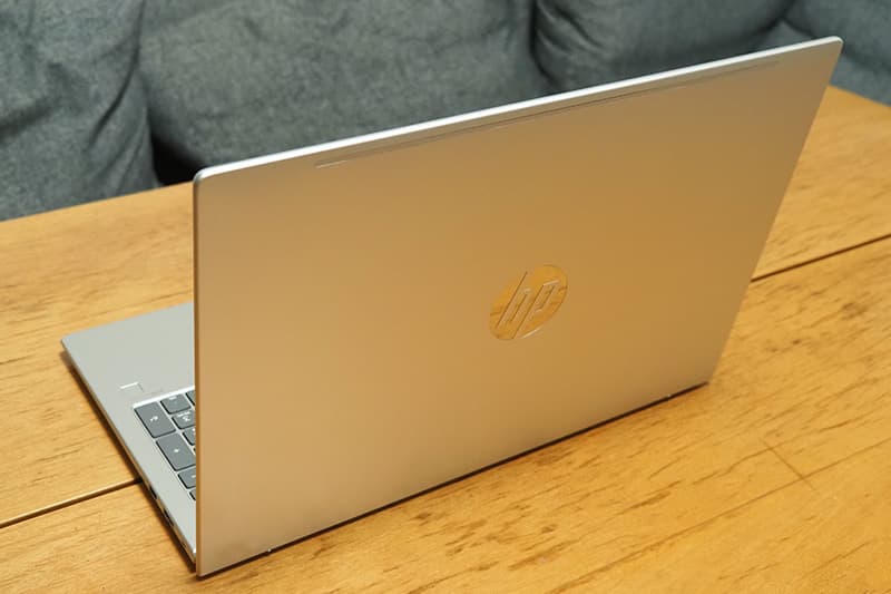 HP ProBook 465 G11のデザイン