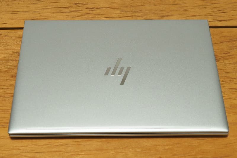 HP EliteBook 830 G11のカラー