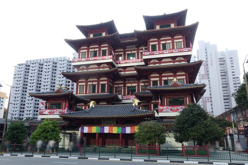 仏牙寺龍華院