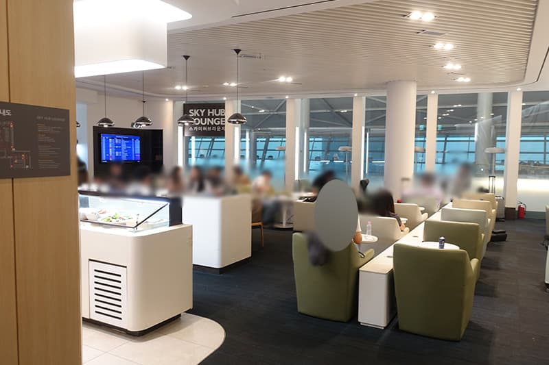 仁川国際空港のSky Hub Lounge 第1ターミナルコンコース