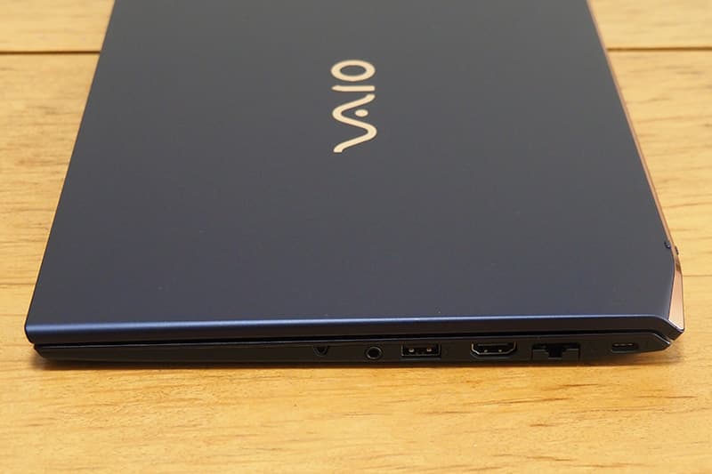 VAIO SX14-Rの端子