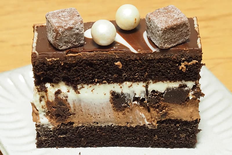 コストコ タキシードケーキのチョコレート