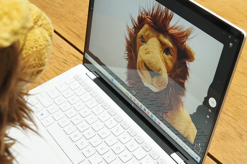 HP OmniBook X 14-feのWebカメラ