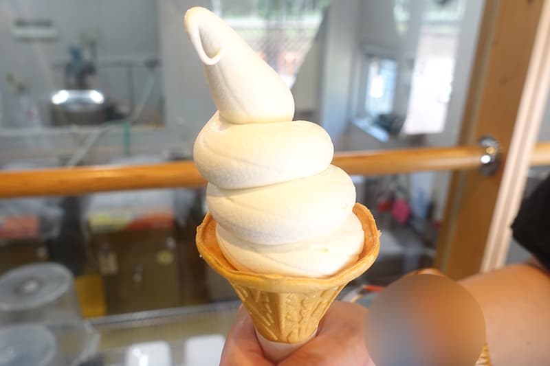 富良野チーズ工房のアイスミルク工房のソフトクリーム