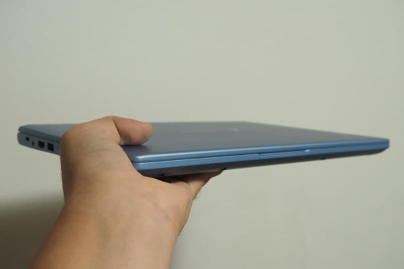 dynabook GR/ZZの重量