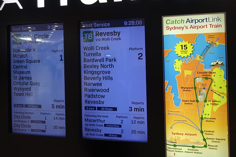シドニーのエアポートリンクの時刻表