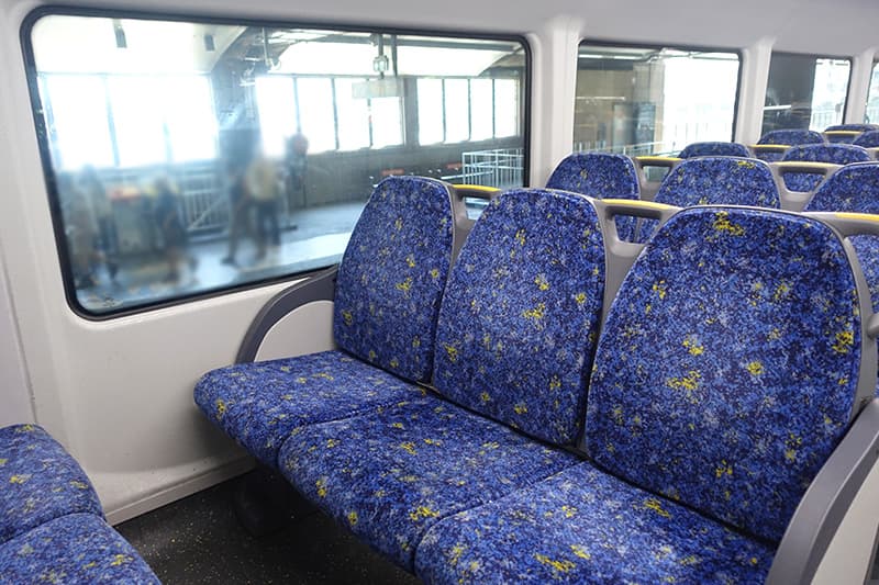 シドニーのエアポートリンクの座席