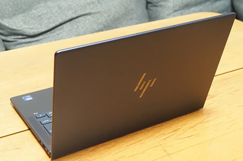 HP EliteBook X G1i 14 AIのデザイン