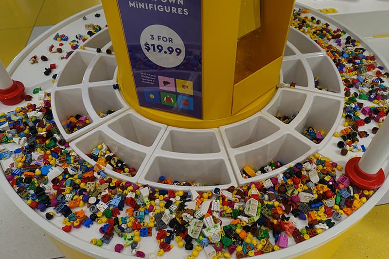 シドニーのレゴストア ピットストリートモールのミニフィグファクトリー