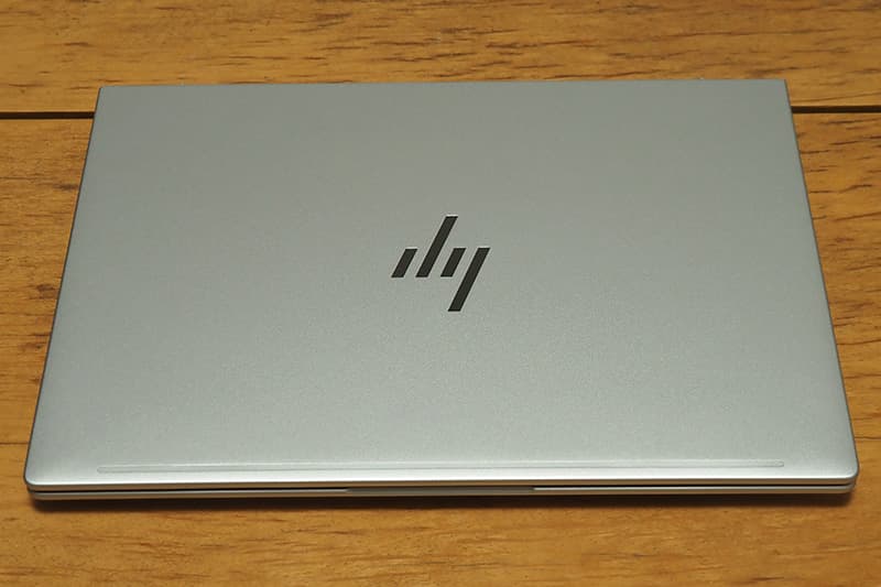 HP EliteBook 6 G1a 14のカラー