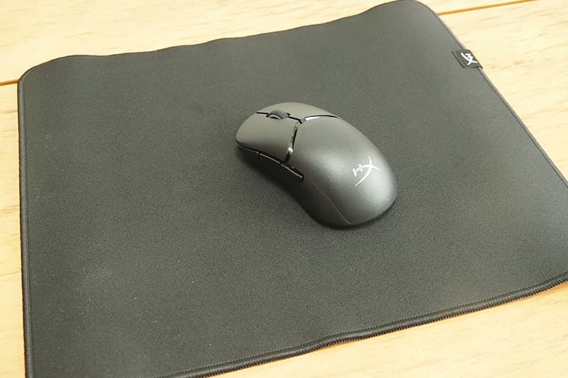 HyperX Pulsefire マウスパッド