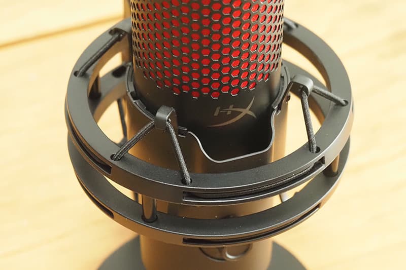 HyperX QuadCast 2のサスペンション