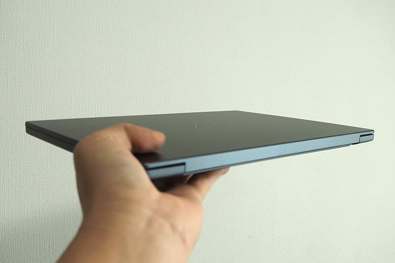 Dell XPS 14 DA14260の重量