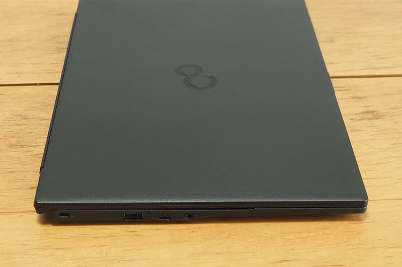 富士通 FMV WE1-K3の外部端子