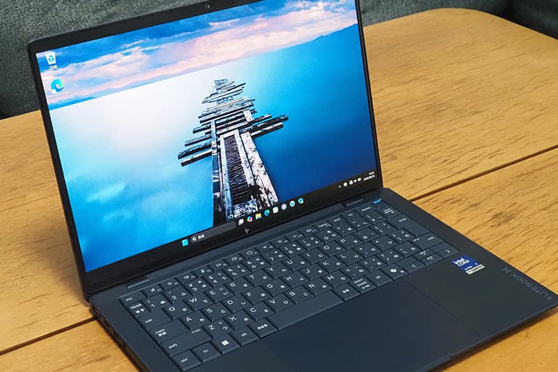 HP EliteBook X G2i 14 AI PC